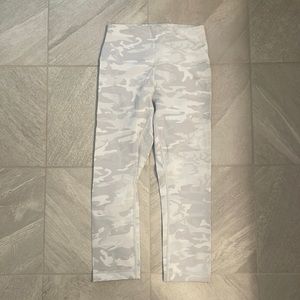White camo leggings
